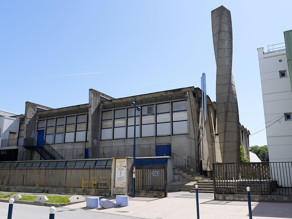 Photo du gymnase hasenfratz à Pantin avant rénovation